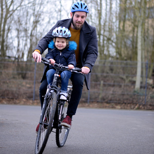 Selle sur cadre pour faire du vélo en famille